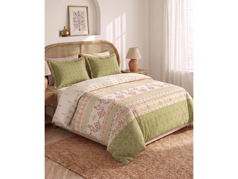 Shilpkalaa Printed King Bedsheet Set, Kasuti | 144TC Cotton| 2 Pillow covers at 40% Off product view