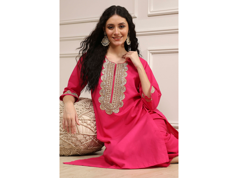Fuchsia Cotton Solid Straight Kurta at 50% Off product view
