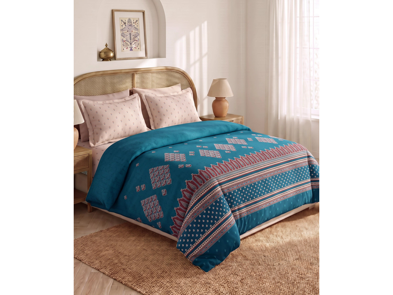 Shilpkalaa Printed King Bedsheet Set, Ajrakh| 144TC Cotton| 2 Pillow covers at 40% Off product view